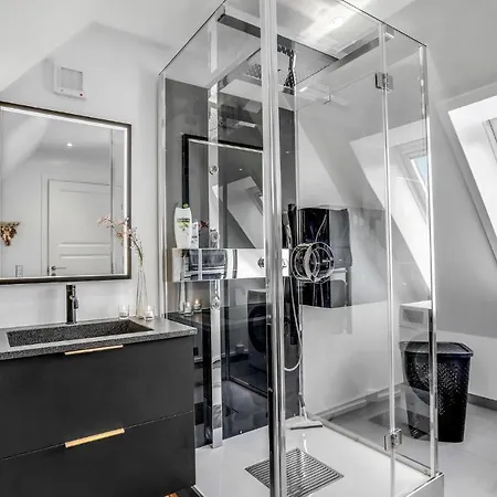 Gorgeous In With Wifi