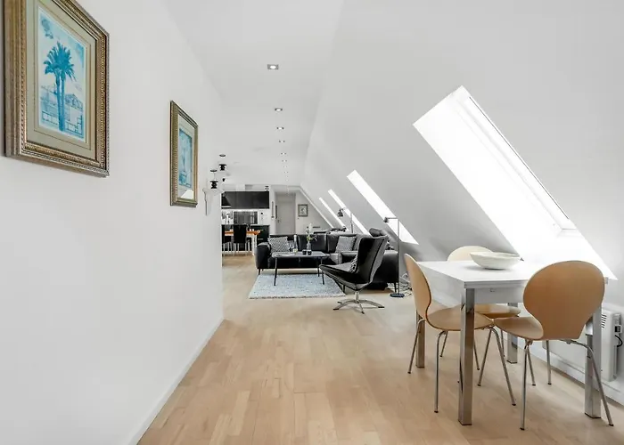 Апартаменты Gorgeous In With Wifi Гудхайм