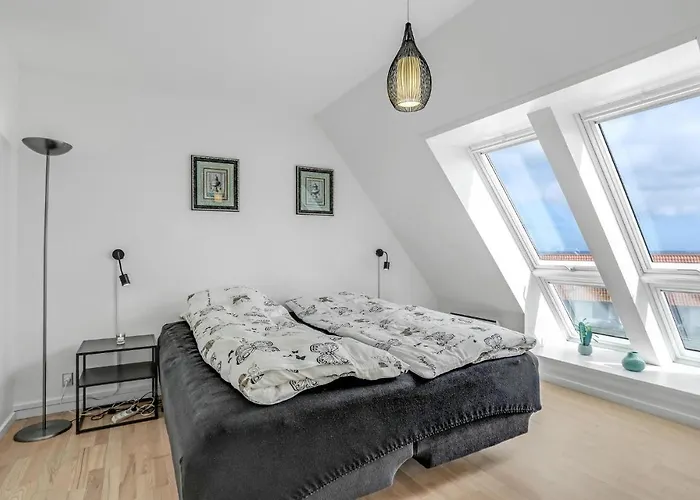 Gorgeous In With Wifi